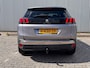 Peugeot 3008 130 PK Automaat | Trekhaak | Navigatie | Parkeersensoren voor en achter | Apple Carplay / Android Auto | | Lederen stuurwiel | Lendesteunen (verstelbaar) | Metaalkleur
