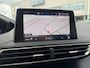 Peugeot 3008 130 PK Automaat | Trekhaak | Navigatie | Parkeersensoren voor en achter | Apple Carplay / Android Auto | | Lederen stuurwiel | Lendesteunen (verstelbaar) | Metaalkleur