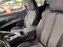 Peugeot 3008 130 PK Automaat | Trekhaak | Navigatie | Parkeersensoren voor en achter | Apple Carplay / Android Auto | | Lederen stuurwiel | Lendesteunen (verstelbaar) | Metaalkleur