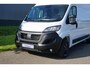 Fiat Ducato 35 2.2 MultiJet L3H2 140 pk |Camera |Cruise |Navi |Climate control |BPM voordeel! |Mooie camperbasis |Topstaat |3500 KG |EURO6 |1e eigenaar