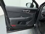 Kia Sportage 1.6 T-GDi Hybrid DynamicPlusLine €5.000,- voordeel - Schuif-/Kanteldak - Apple Carplay/Android Auto - Stoel-/Stuurverwarming - Privacy Glass 7 Jaar of 150.000km Fabrieksgarantie