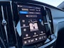 Volvo V60 2.0 T6 Plug-in hybrid AWD Plus Dark Schuif/kantel dak l 360 graden Camera l Head-up Display