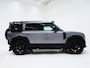 Land Rover Defender 110 2.0 P400e 110 Urban WideTrack Look | Panoramadak | Explorer Pack | Sidesteps | Lightbar | Trekhaak | Meridian