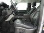 Land Rover Defender 110 2.0 P400e 110 Urban WideTrack Look | Panoramadak | Explorer Pack | Sidesteps | Lightbar | Trekhaak | Meridian