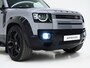 Land Rover Defender 110 2.0 P400e 110 Urban WideTrack Look | Panoramadak | Explorer Pack | Sidesteps | Lightbar | Trekhaak | Meridian