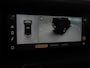 Land Rover Defender 110 2.0 P400e 110 Urban WideTrack Look | Panoramadak | Explorer Pack | Sidesteps | Lightbar | Trekhaak | Meridian