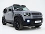 Land Rover Defender 110 2.0 P400e 110 Urban WideTrack Look | Panoramadak | Explorer Pack | Sidesteps | Lightbar | Trekhaak | Meridian