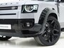 Land Rover Defender 110 2.0 P400e 110 Urban WideTrack Look | Panoramadak | Explorer Pack | Sidesteps | Lightbar | Trekhaak | Meridian