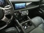 Land Rover Defender 110 2.0 P400e 110 Urban WideTrack Look | Panoramadak | Explorer Pack | Sidesteps | Lightbar | Trekhaak | Meridian