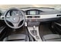 BMW 3-Serie Touring 318i AUT PANO NAVI PSENSOR LEDER CRUISE TREKHAAK 2 X SLEUTELS