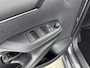 Toyota Yaris 1.5 Hybrid 115 Dynamic | Stuur-Stoelverwarming | Parkeersensoren V+A | Onderweg-naar-dealer