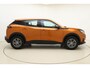 Peugeot e-2008 EV Active Pack 50 kWh | Lichtmetalen velgen | Parkeersensoren achter | SOH 92% | Camera | Navigatie