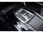 Peugeot e-2008 EV Active Pack 50 kWh | Lichtmetalen velgen | Parkeersensoren achter | SOH 92% | Camera | Navigatie
