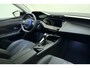 Peugeot 308 1.2T 130pk Allure | Achteruitrijcamera | Apple carplay | Navigatiesysteem | Parkeer sensoren voor en achter | Electronic climate control