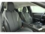 Peugeot 308 1.2T 130pk Allure | Achteruitrijcamera | Apple carplay | Navigatiesysteem | Parkeer sensoren voor en achter | Electronic climate control