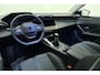 Peugeot 308 1.2T 130pk Allure | Achteruitrijcamera | Apple carplay | Navigatiesysteem | Parkeer sensoren voor en achter | Electronic climate control