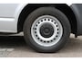Volkswagen Transporter 2.0 TDI 110pk L1H1 30 Comfortline / Navigatie / Parkeersensoren A / Cruise Control \ APP Connect