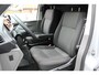 Volkswagen Transporter 2.0 TDI 110pk L1H1 30 Comfortline / Navigatie / Parkeersensoren A / Cruise Control \ APP Connect