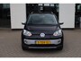 Volkswagen Up! 1.0 cross up! BlueMotion 75PK / 55kW, 1e eigenaar nieuw door ons geleverd en onderhouden, parkeersensoren achter, afneembare navigatie, airco, elektrisch verstel- en verwarmbare buitenspiegels, cruise control, elektrische ramen, 16" LMV, privacy glas, lederen stuurwiel