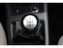 Volkswagen Up! 1.0 cross up! BlueMotion 75PK / 55kW, 1e eigenaar nieuw door ons geleverd en onderhouden, parkeersensoren achter, afneembare navigatie, airco, elektrisch verstel- en verwarmbare buitenspiegels, cruise control, elektrische ramen, 16" LMV, privacy glas, lederen stuurwiel
