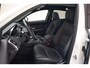 Jaguar E-Pace 1.5 P300e AWD R-Dynamic SE [ Panorama Stoelventilatie Camera Apple/Android ]
