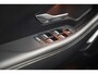 Jaguar E-Pace 1.5 P300e AWD R-Dynamic SE [ Panorama Stoelventilatie Camera Apple/Android ]