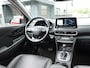 Hyundai Kona 1.6 GDI HEV Fashion Design Sky Automaat (Navi,Camera,AdaptCruise,Stuur+Stoelverwarming/Ventilatie,LEER,HUD,Keyless)