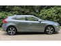 Volvo V40 2.0 T4 190PK Automaat Trekhaak Clima Cruise Leer