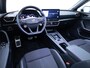 CUPRA Leon Sportstourer 1.4 e-Hybrid VZ Performance | Pano dak | Elec. klep | Stoel- & stuurverw. | Travel assist | Camera | PDC V+A | DAB, Draadloze tel. alder, Sfeerverlichting