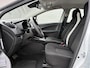 Renault Zoe R135 Zen 52 kWh / SOH 94% / KOOPACCU / CCS Snel Laden / Apple Carplay & Android Auto / All Season Banden /