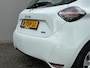 Renault Zoe R135 Zen 52 kWh / SOH 94% / KOOPACCU / CCS Snel Laden / Apple Carplay & Android Auto / All Season Banden /