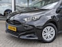 Toyota Yaris 1.5 Hybrid Active | Afn. Trekhaak | All-season | Camera | Adapt. Cruise | Carplay | Climate