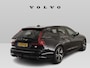 Volvo V90 2.0 T6 Plug-in hybrid AWD Plus Dark | Long Range | Adaptieve Cruise Control | Trekhaal | Panoramadak | Sportstoelen | Harman Kardon Audio | 360° Surround View Parkeercamera | Stoel-/Stuurverwarming |