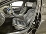 Volvo V90 2.0 T6 Plug-in hybrid AWD Plus Dark | Long Range | Adaptieve Cruise Control | Trekhaal | Panoramadak | Sportstoelen | Harman Kardon Audio | 360° Surround View Parkeercamera | Stoel-/Stuurverwarming |