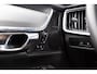 Volvo V90 2.0 T6 Plug-in Hybrid AWD Plus Dark | PHEV Long Range | 360 Graden Camera | Panoramadak | Head-up Display | Harman Kardon Audio | Trekhaak | Cruise Control Adaptief | BLIS | Sportstoelen