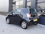 Toyota iQ 1.0 VVTi Executive (Navigatie,Keyless entry,Climatecontrol,Lm velgen,Spiegels elek.inklapbaar)