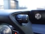 Lexus UX 250h Luxury Line (Navigatie,Camera,Keyless,Leer,Stoel+stuurverwarming,PDC)