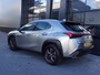 Lexus UX 250h Luxury Line (Navigatie,Camera,Keyless,Leer,Stoel+stuurverwarming,PDC)