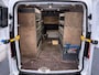 Ford Transit Custom 320 2.0TDCI 130PK L2H1 Camera Trekhaak Stoelverwarming Euro 6 Airco Navi Cruise Control Bluetooth Pdc Trend Sidebars Betonplex Vloer Wandbetimmering Inbouwkasten 2.800KG Trekgewicht Origineel Nederlandse Bus
