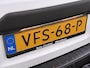 Ford Transit Custom 320 2.0TDCI 130PK L2H1 Camera Trekhaak Stoelverwarming Euro 6 Airco Navi Cruise Control Bluetooth Pdc Trend Sidebars Betonplex Vloer Wandbetimmering Inbouwkasten 2.800KG Trekgewicht Origineel Nederlandse Bus