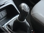 Renault Captur TCe 90PK Trekhaak Stoelverwarming Camera Navi Pdc Ecc Dynamique Keyless Lmv 17" Isofix R-Link Bluetooth Regen-Lichtsensor Two-Tone 1.200KG Trekgewicht Origineel Nederlandse Auto