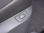 Renault Captur TCe 90PK Trekhaak Stoelverwarming Camera Navi Pdc Ecc Dynamique Keyless Lmv 17" Isofix R-Link Bluetooth Regen-Lichtsensor Two-Tone 1.200KG Trekgewicht Origineel Nederlandse Auto