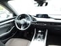 Mazda 3 2.0 e-SkyActiv-G M Hybrid 122 (Navi/Carplay,Camera,AdaptiveCruise,Trekhaak,Head-upDisplay,Stoel+stuurverwarming)