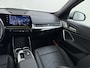 BMW iX1 xDrive30 313PK 4WD M-Pack Launch Edition SOH 100% Leder Harman/Kardon®-Audio Android Auto Apple Carplay Camera Adaptief onderstel Navi-Pro Pdc AWD Live Cockpit Plus Privacy Glas Led Elek.Achterklep Lmv 19" Isofix DAB Origineel Nederlandse Auto