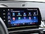 BMW iX1 xDrive30 313PK 4WD M-Pack Launch Edition SOH 100% Leder Harman/Kardon®-Audio Android Auto Apple Carplay Camera Adaptief onderstel Navi-Pro Pdc AWD Live Cockpit Plus Privacy Glas Led Elek.Achterklep Lmv 19" Isofix DAB Origineel Nederlandse Auto