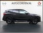 BMW iX1 xDrive30 313PK 4WD M-Pack Launch Edition SOH 100% Leder Harman/Kardon®-Audio Android Auto Apple Carplay Camera Adaptief onderstel Navi-Pro Pdc AWD Live Cockpit Plus Privacy Glas Led Elek.Achterklep Lmv 19" Isofix DAB Origineel Nederlandse Auto