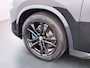 BMW iX1 xDrive30 313PK 4WD M-Pack Launch Edition SOH 100% Leder Harman/Kardon®-Audio Android Auto Apple Carplay Camera Adaptief onderstel Navi-Pro Pdc AWD Live Cockpit Plus Privacy Glas Led Elek.Achterklep Lmv 19" Isofix DAB Origineel Nederlandse Auto