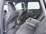 BMW iX1 xDrive30 313PK 4WD M-Pack Launch Edition SOH 100% Leder Harman/Kardon®-Audio Android Auto Apple Carplay Camera Adaptief onderstel Navi-Pro Pdc AWD Live Cockpit Plus Privacy Glas Led Elek.Achterklep Lmv 19" Isofix DAB Origineel Nederlandse Auto