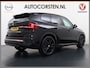 BMW iX1 xDrive30 313PK 4WD M-Pack Launch Edition SOH 100% Leder Harman/Kardon®-Audio Android Auto Apple Carplay Camera Adaptief onderstel Navi-Pro Pdc AWD Live Cockpit Plus Privacy Glas Led Elek.Achterklep Lmv 19" Isofix DAB Origineel Nederlandse Auto
