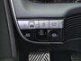Hyundai Ioniq 5 Lounge 73kWh / SOH 100% / Dealer onderhouden / Fabrieksgarantie tot 03-2028 / Solar dak / CCS snelladen / WLTP 451 km / CCS snelladen / Afn. trekhaak 1.600 kg / Bose Audio Systeem / Head Up Display / Elektrische achterklep / Stuur- Stoel & Achterbank verwarming /